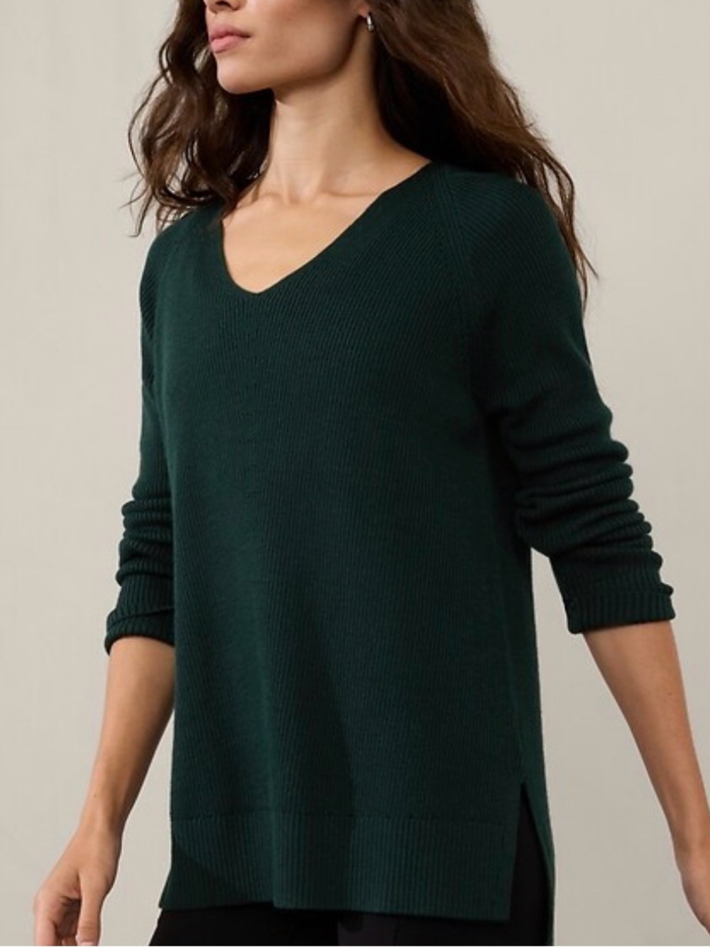 Athleta Hanover Refined V-Neck Sweater Forest Green M